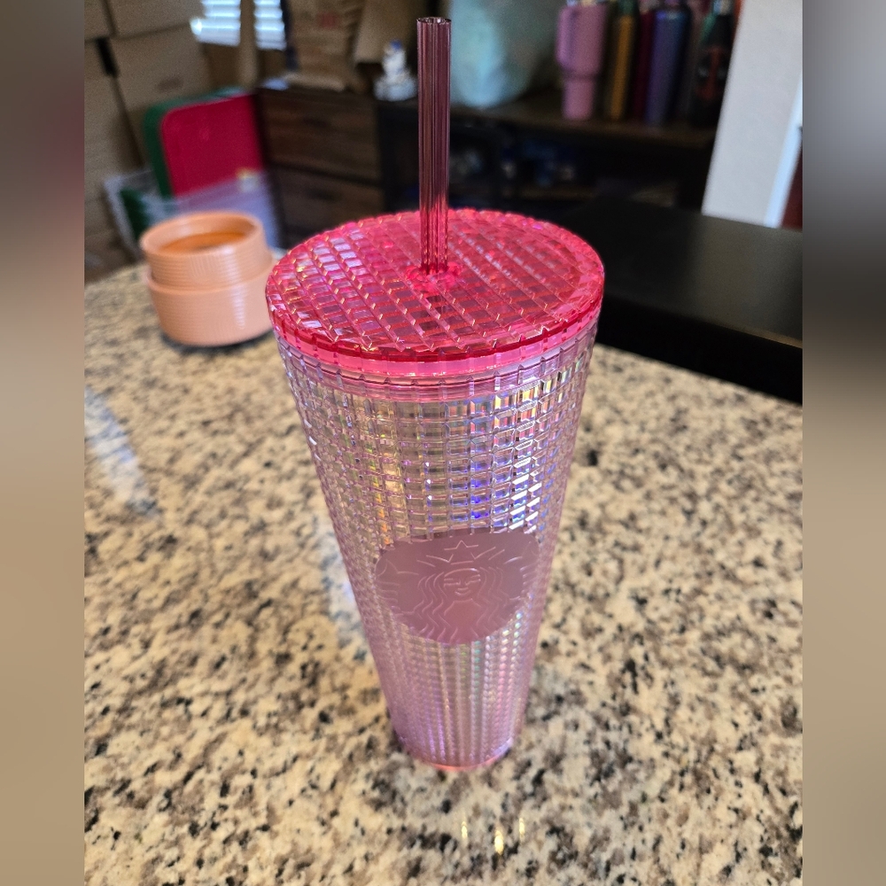 CLEARANCE Starbucks 2023 Pink Diachronic Bubblegum Venti 24 oz Tumbler w Straw